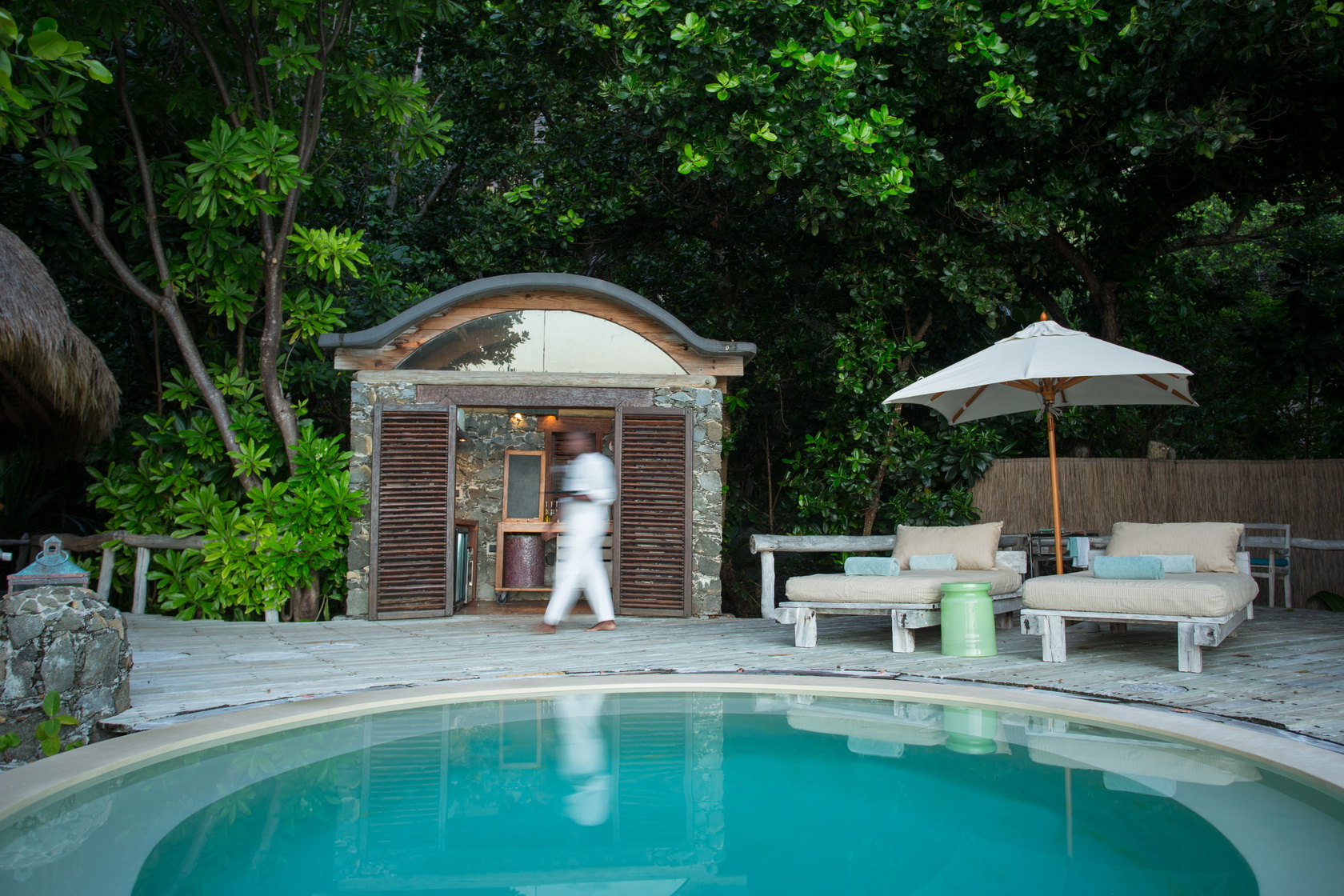 North Island: North Island pool area